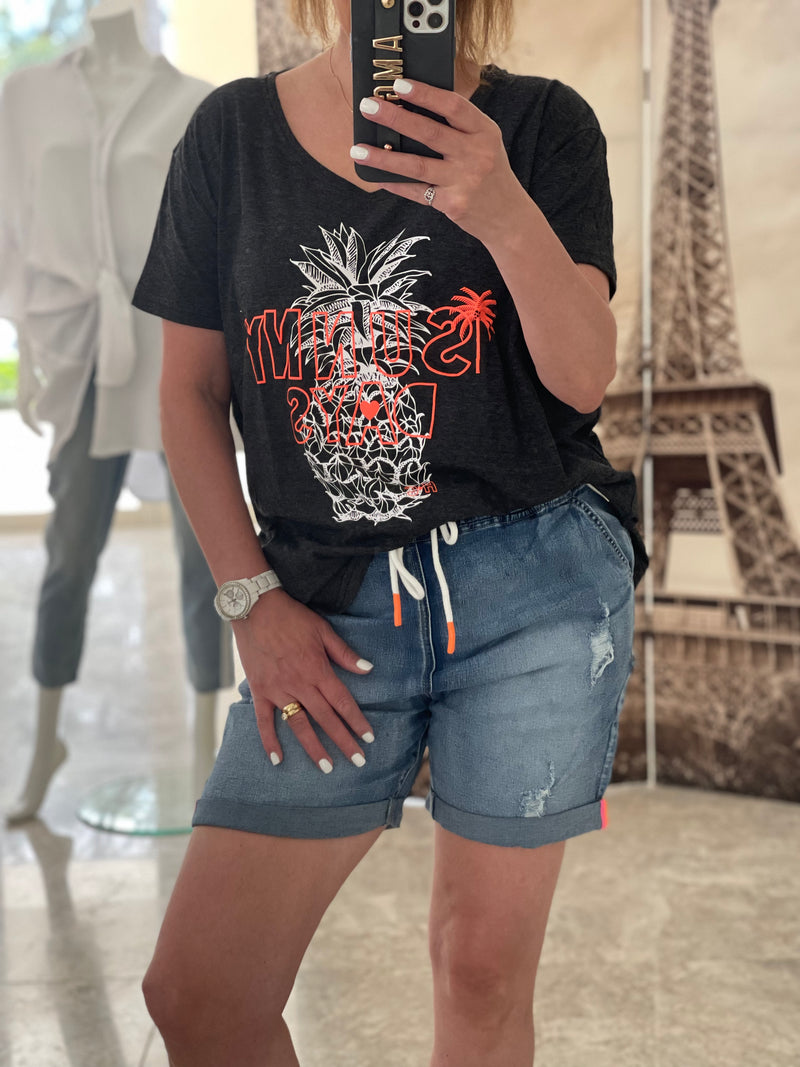 Slouchy top denim shorts