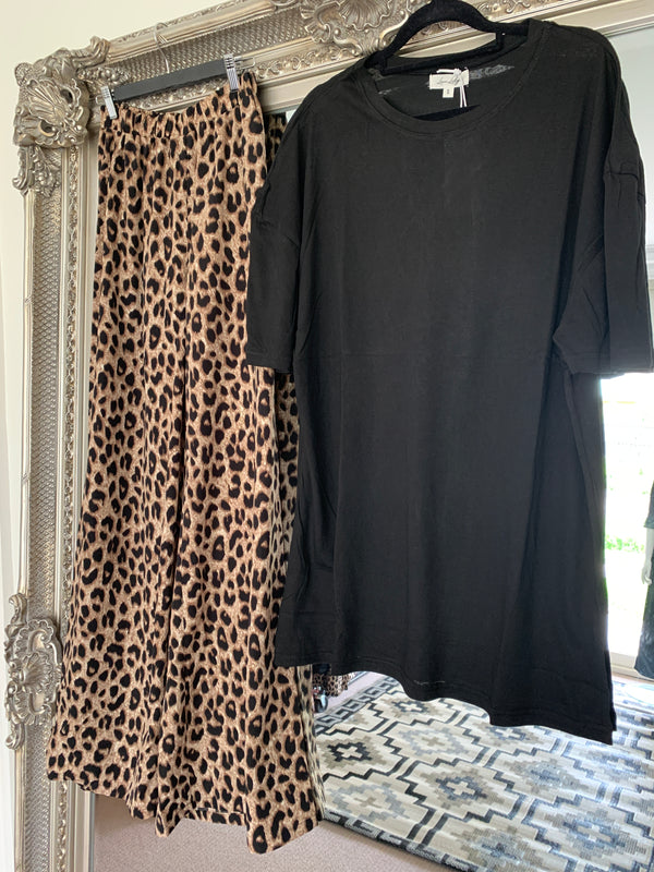Boyfriend Short Sleeve T-shirt
