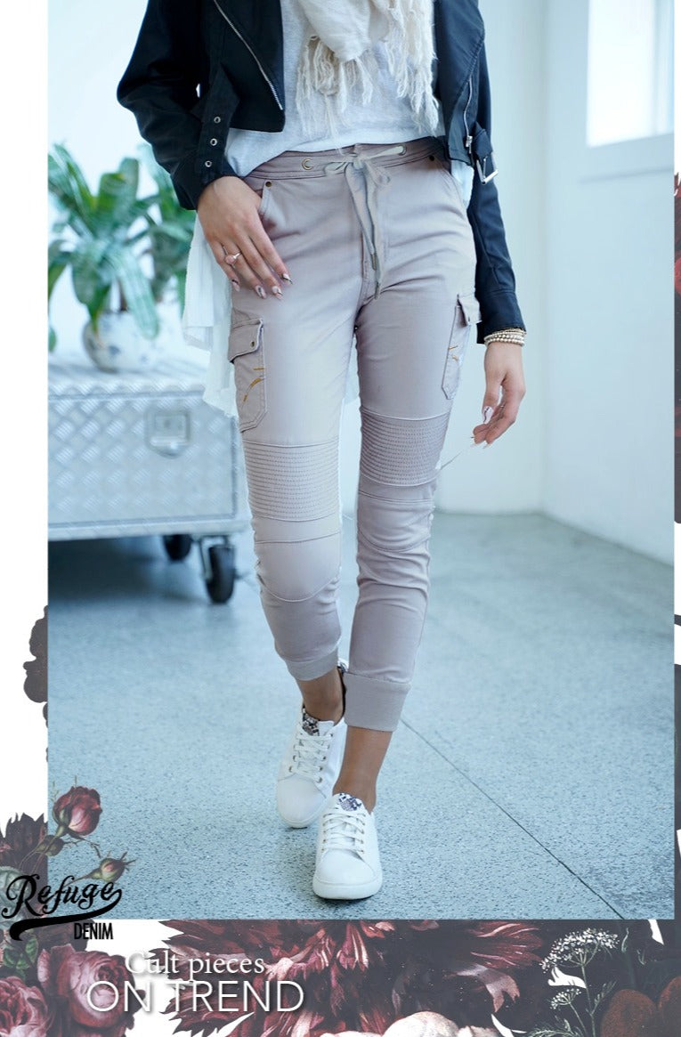 Refuge Sand Cotton Jogger