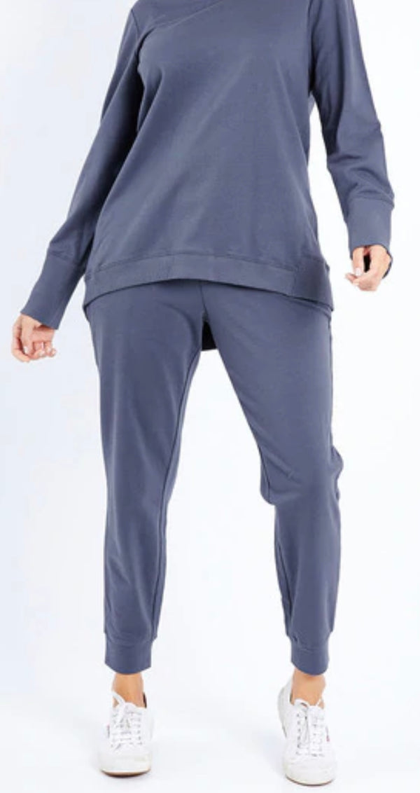 Lindsay Jogger